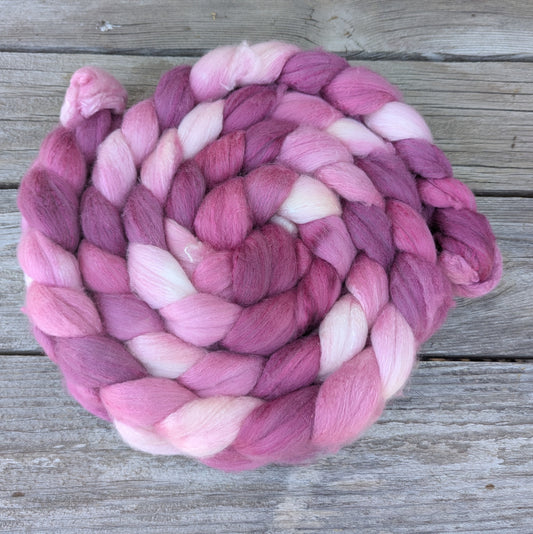 La Vie en Rose - 70/30 Haunui Mulberry Combed Top