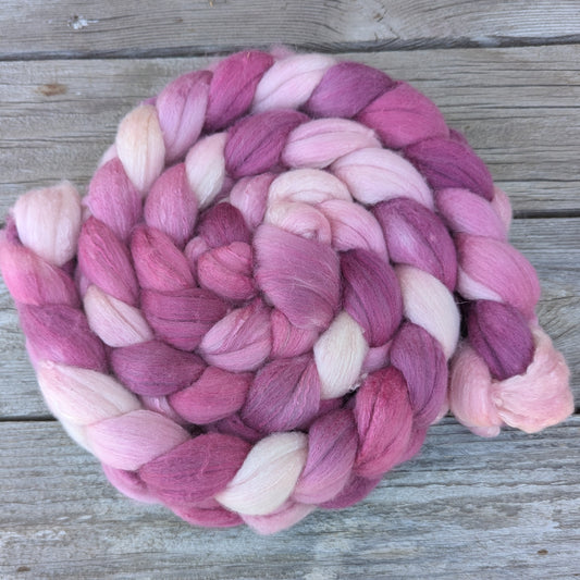 La Vie en Rose - Polwarth Mulberry Combed Top