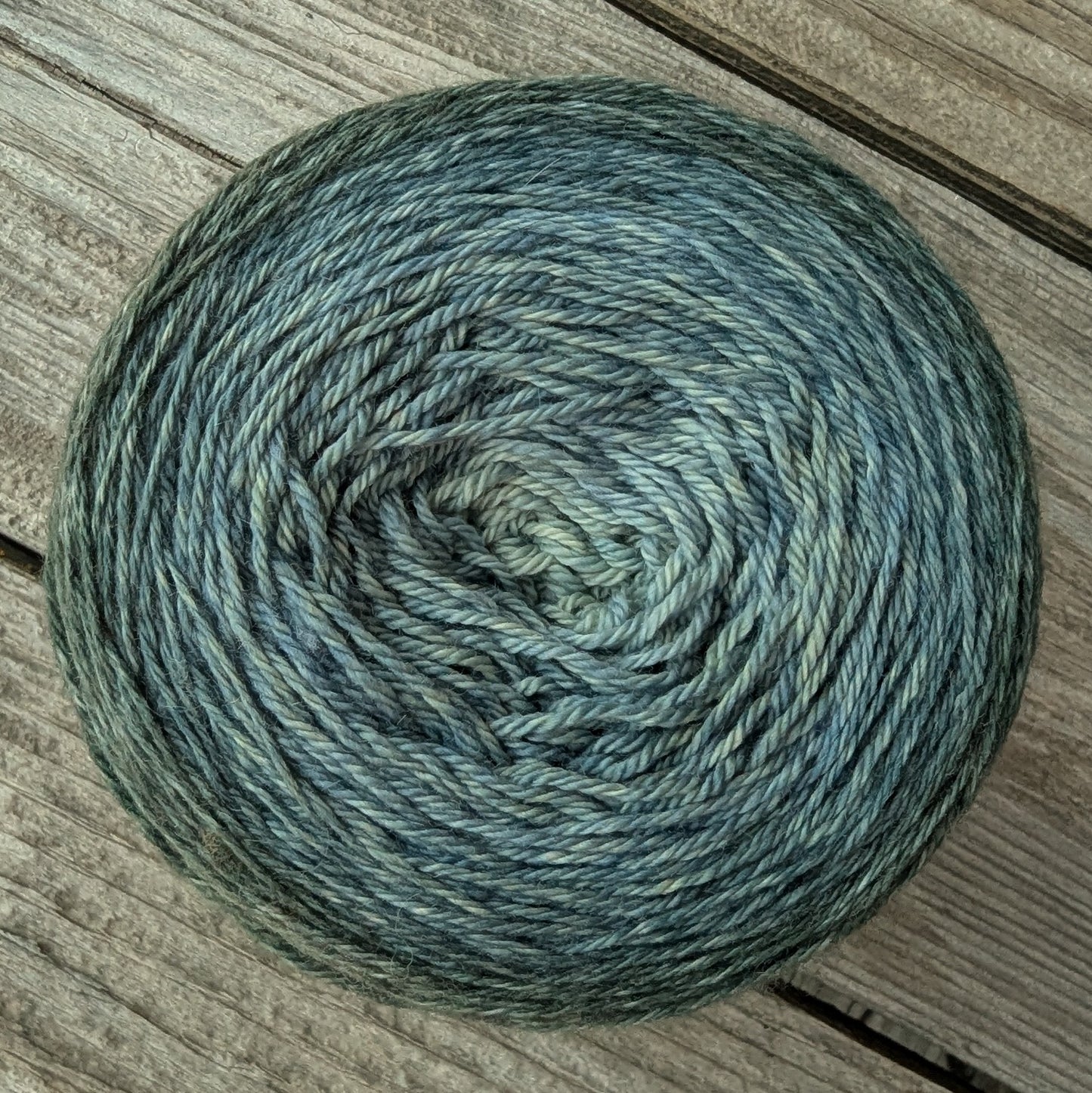 Luster Dust Birthday Cake - 700 Yard MCN Gradient