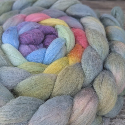 Forlorn Unicorn - Polwarth Mulberry Combed Top