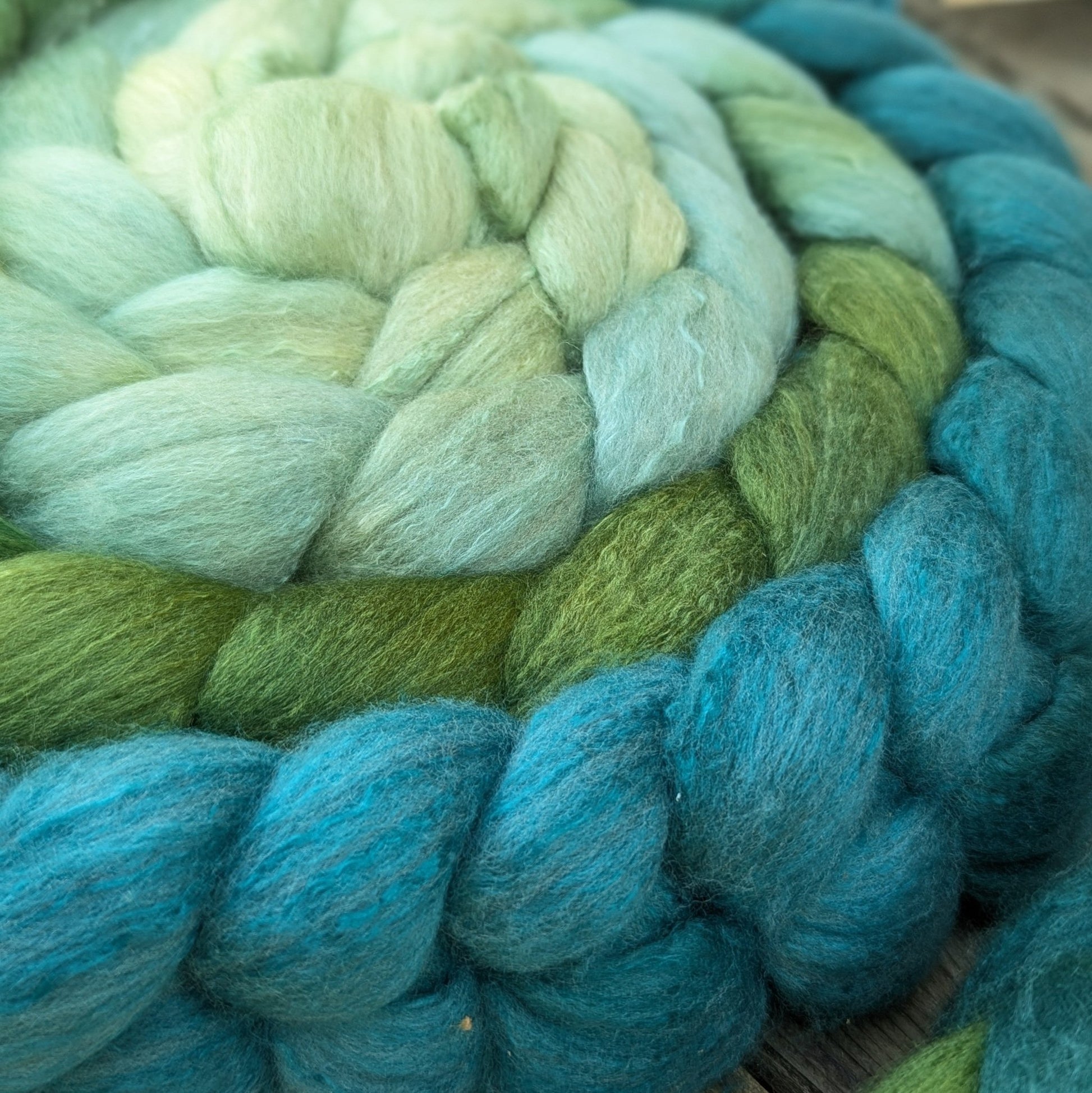 Gin Fizz - Haunui Mulberry Combed Top - BlueSavannah