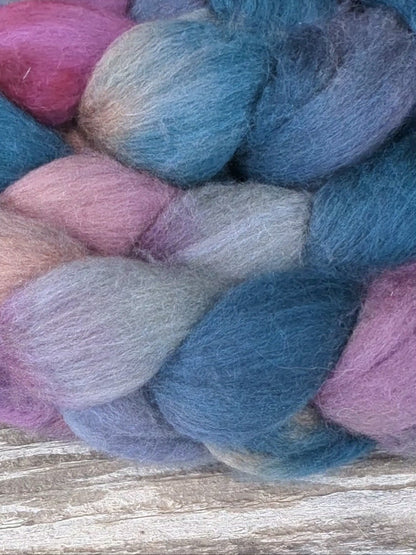 Dragonfly - 70/30 Haunui Mulberry Combed Top