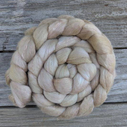 Gathered Around the Hearth - 70/30 Haunui Mulberry Combed Top