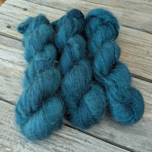 Resting Beach Stitch - Kidsilk Lace Weight Yarn