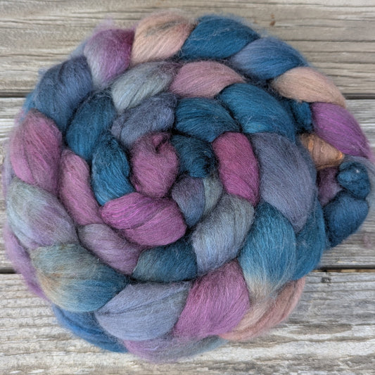 Dragonfly - 70/30 Haunui Mulberry Combed Top